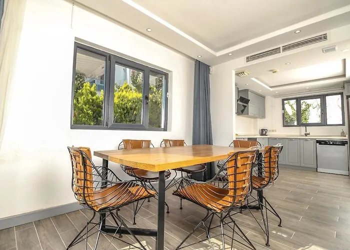 House - Yalikavak Centre, Private Poolouse * بودروم
